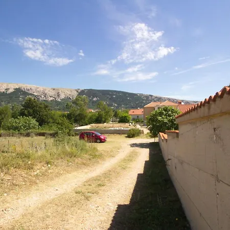 Fantov Zarok A4 Br-3 By Interhome *