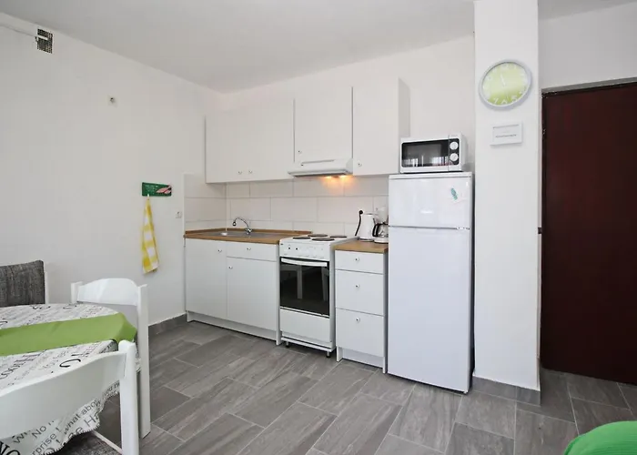 Fantov Zarok A4 Br-3 By Interhome Apartment