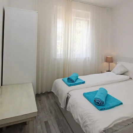 Fantov Zarok A4 Br-3 By Interhome Апартаменты Башка