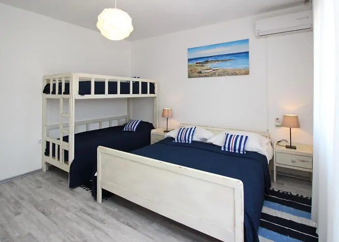 Fantov Zarok A4 Br-3 By Interhome Apartmán